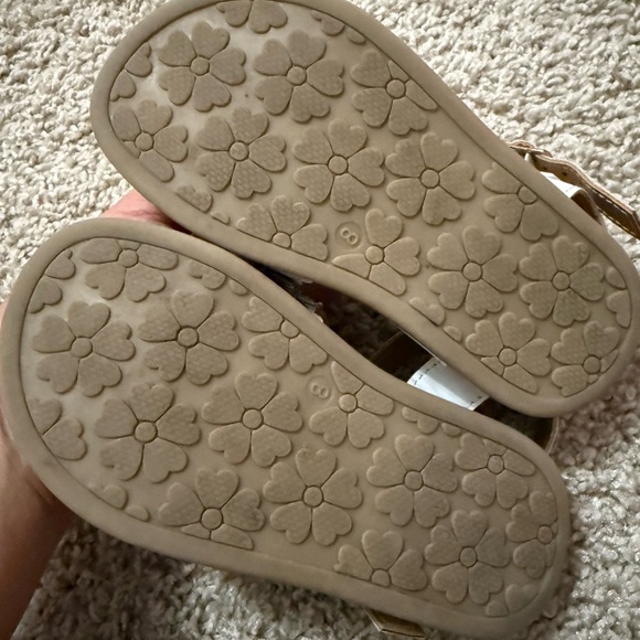 White and Pink Braided Sandals with Flower Embellishments - Picture 7 of 7